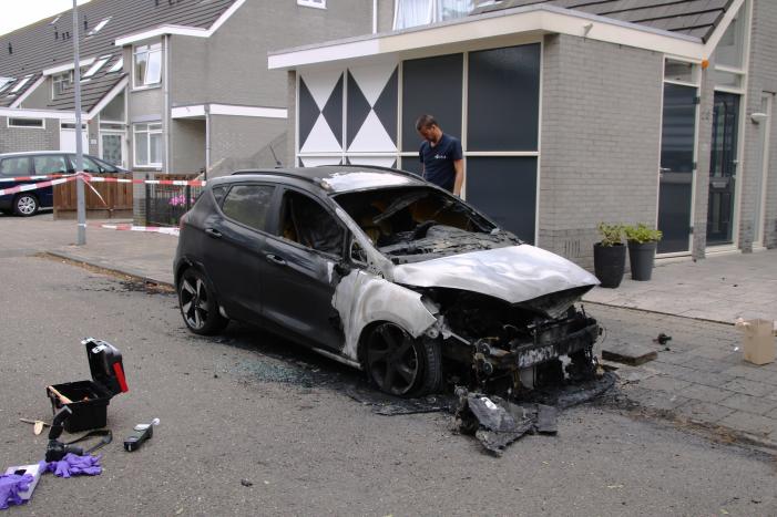 Technische recherche onderzoekt autobrand