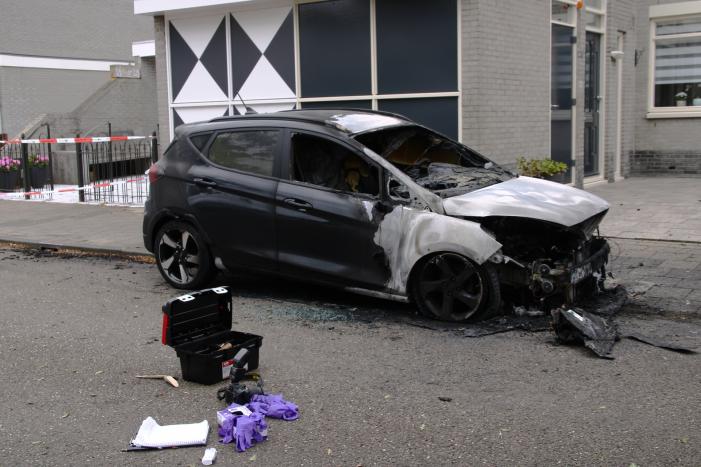 Technische recherche onderzoekt autobrand