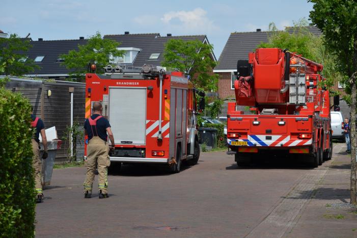Brand in spouwmuur snel onder controle