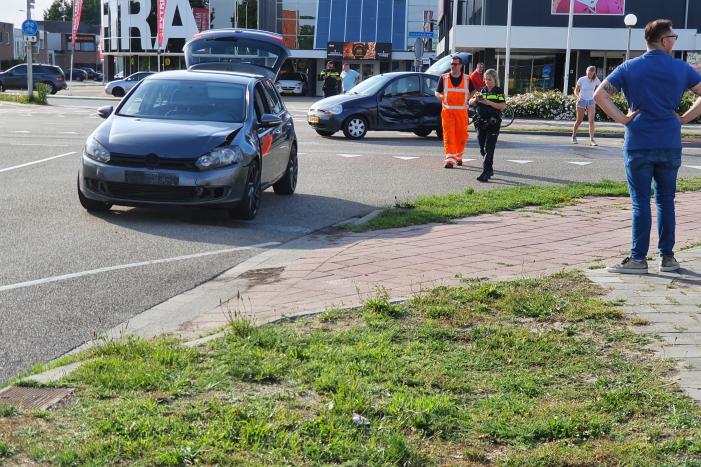 Flinke schade na aanrijding Industrieterrein Lorentz