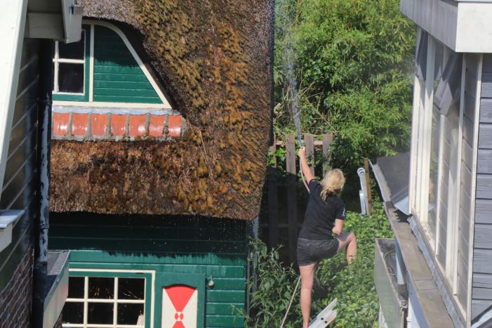 Gewonden bij brand in keuken van woning