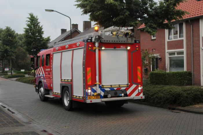 Huiskamer loopt vol met water