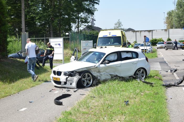 Enorme ravage na frontale botsing