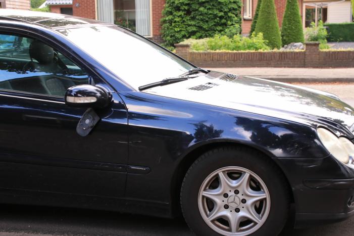 Kind op fiets gewond na aanrijding met auto