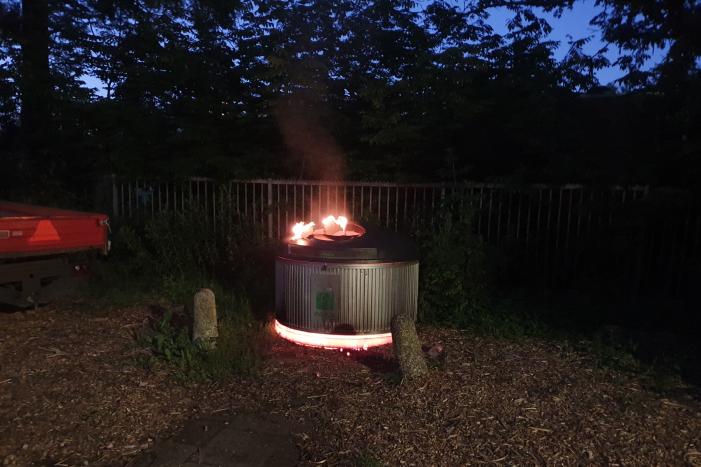 Container in brand gestoken