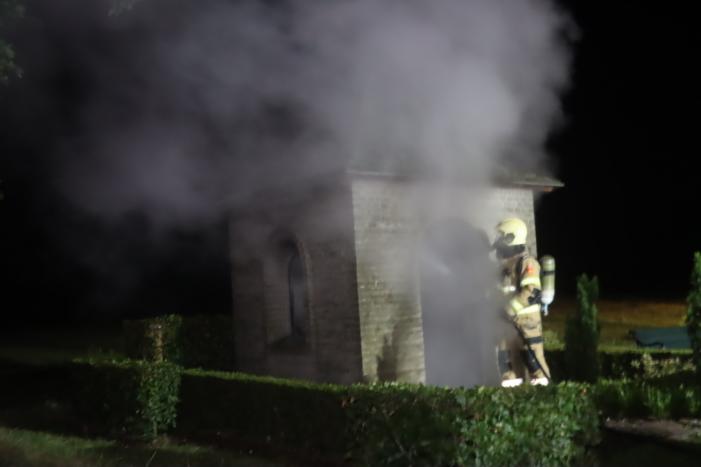 Kapel volledig uitgebrand