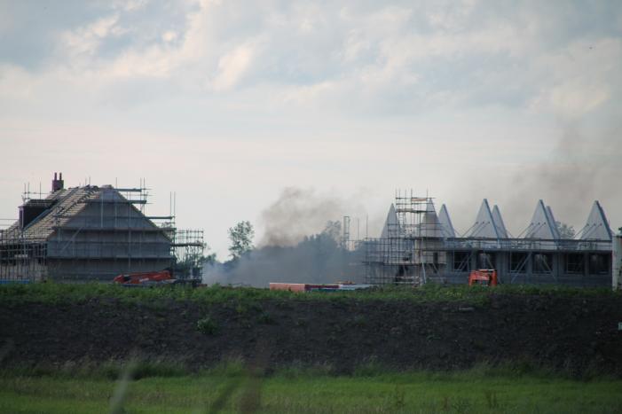 Enorme knal na brand op bouwplaats