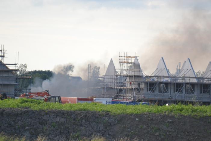 Enorme knal na brand op bouwplaats