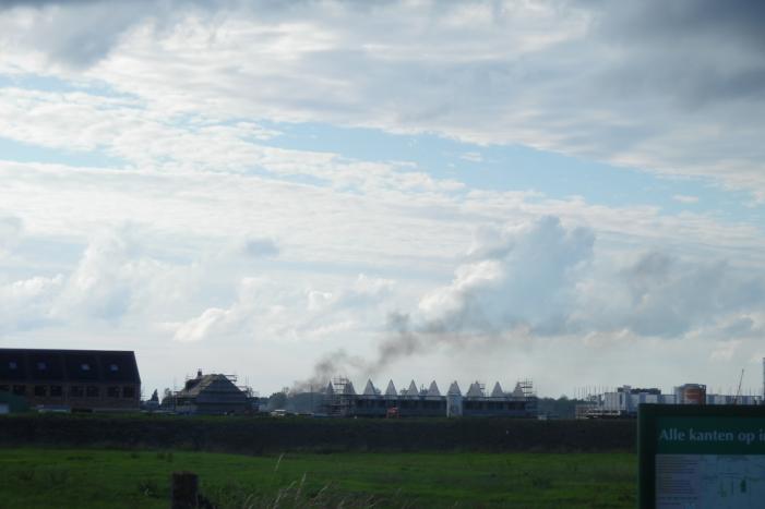 Enorme knal na brand op bouwplaats