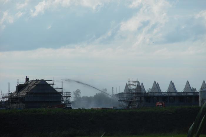 Enorme knal na brand op bouwplaats