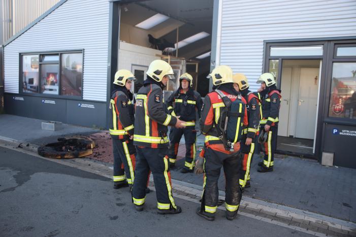 Brand in woonwinkel Trendmeubel