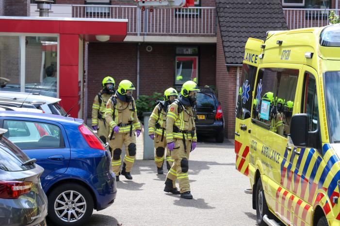 Brandweer haalt patiënt naar beneden vanwege werkzaamheden lift