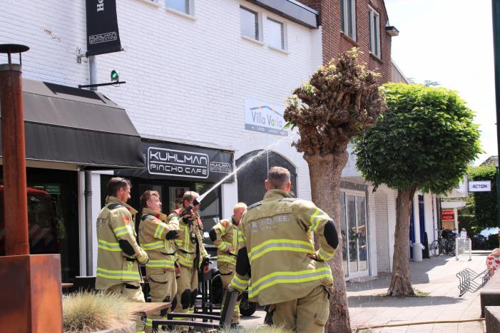 Boom op terras van Pincho-Café Kuhlman vliegt in brand