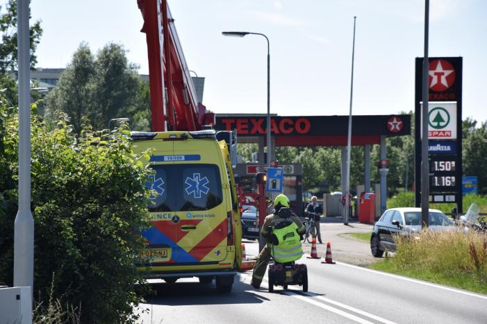 Bestuurder scootmobiel te water