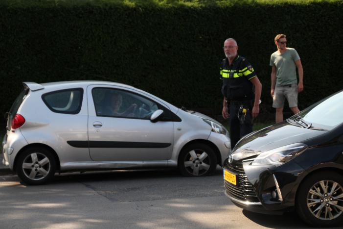 Fietsster gewond na aanrijding met auto