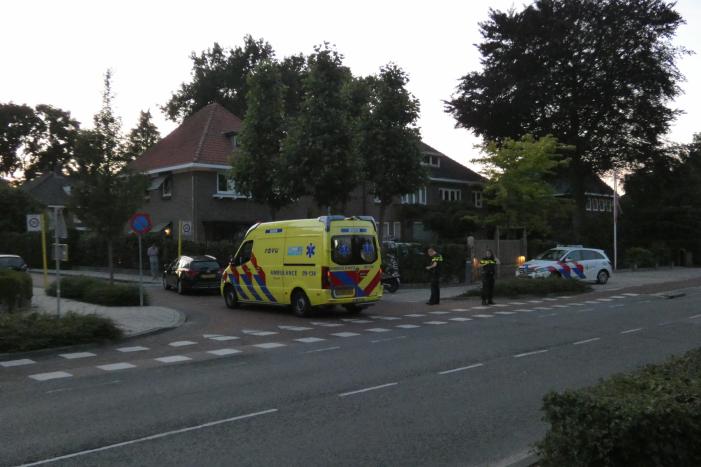 Scooterrijder gewond door aanrijding met auto