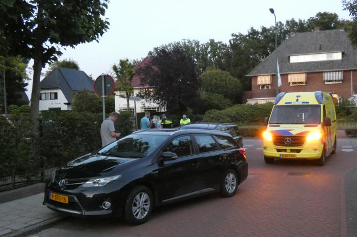 Scooterrijder gewond door aanrijding met auto