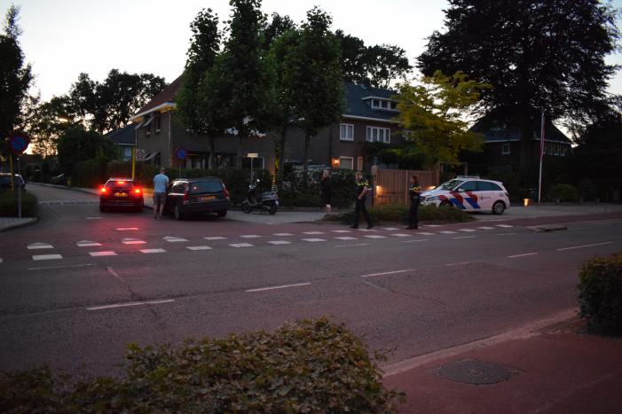 Scooterrijder gewond door aanrijding met auto