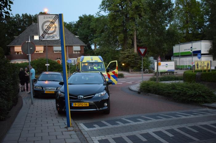 Scooterrijder gewond door aanrijding met auto