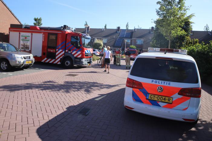 Brandweer druk met grote woningbrand