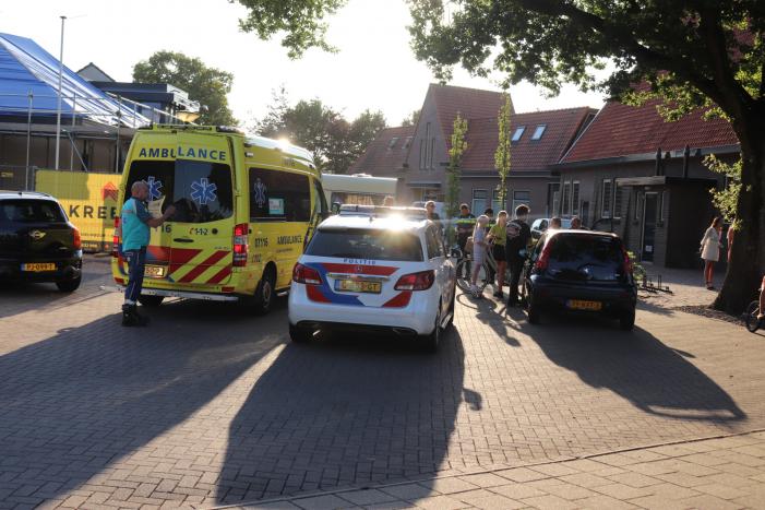 Aanrijding tussen auto en wielrenner