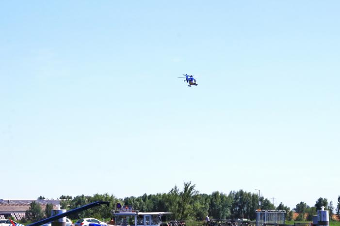 Traumahelikopter aanwezig bij grote zoekactie