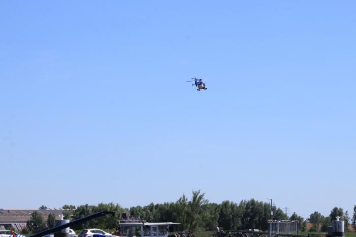 Traumahelikopter aanwezig bij grote zoekactie