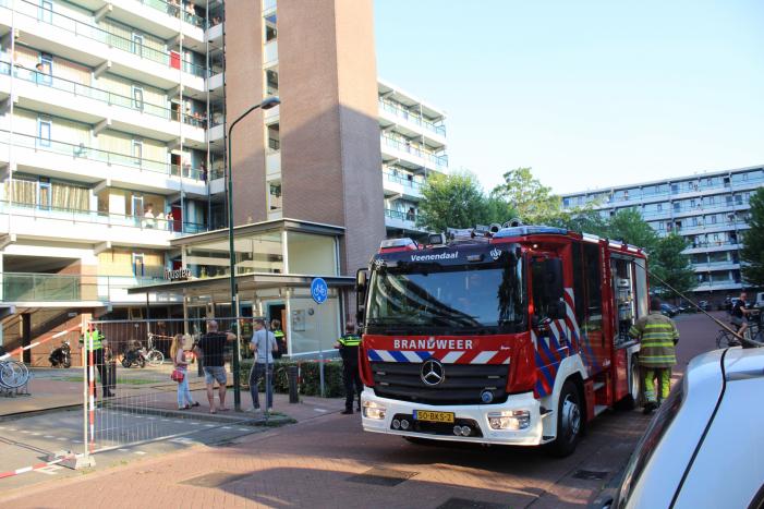 Chemische lucht geroken in flat
