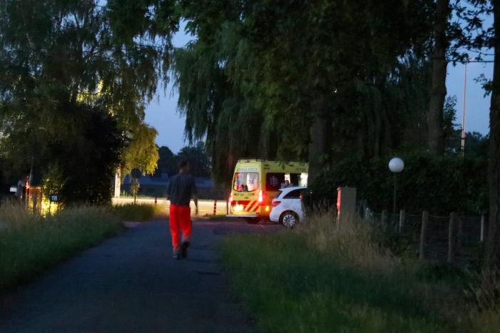 Traumahelikopter landt voor medisch incident in woning