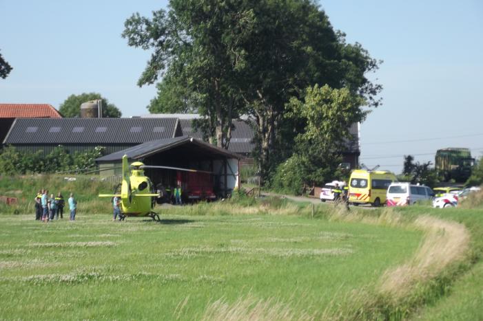Traumahelikopter landt voor incident op boerderij
