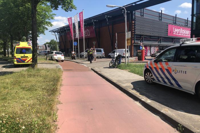 Fietser gewond na aanrijding met personenauto