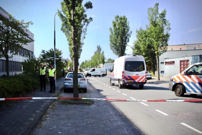 Motorrijder ernstig gewond na aanrijding met bestelbus