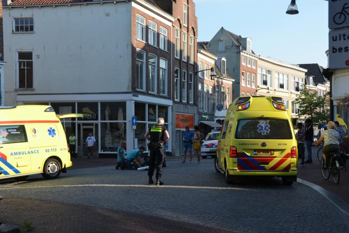 Voetganger gewond na aanrijding met auto