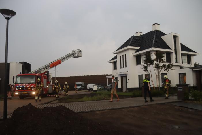 Blikseminslag in schoorsteen