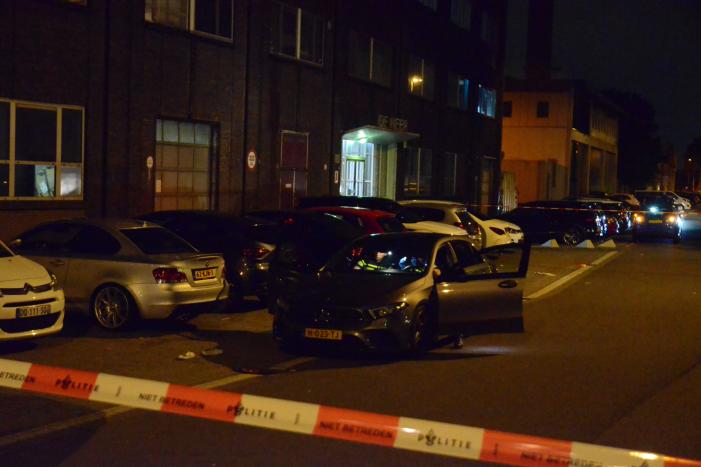 Politie onderzoekt steekpartij