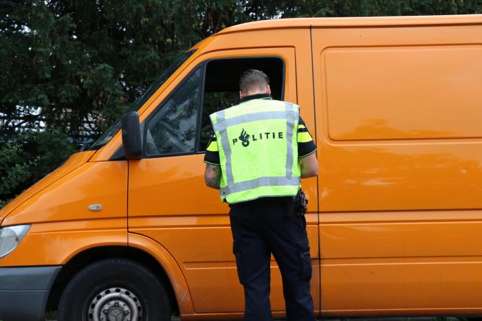 Politiecontrole op auto's en scooters