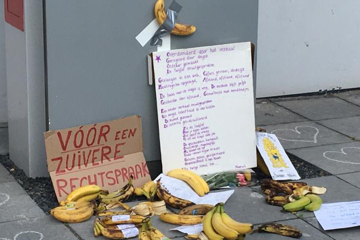 Bananen neergelegd bij rechtbank
