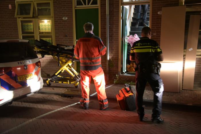Zwaargewonde bij steekpartij in woning