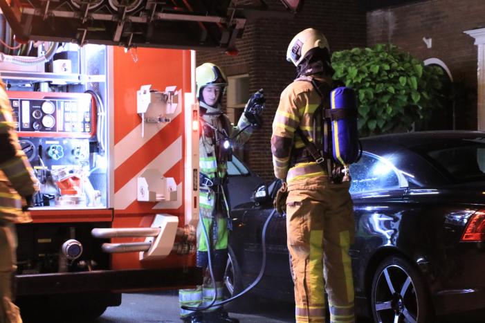 Buitenbrand achter woning