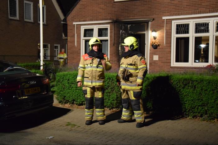 Aanslag op woning, politie start groot onderzoek