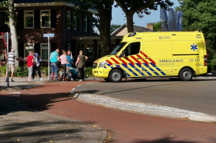 Overstekende fietser aangereden op rotonde