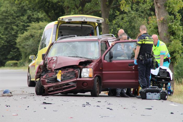 Gewonde en forse schade bij ongeval