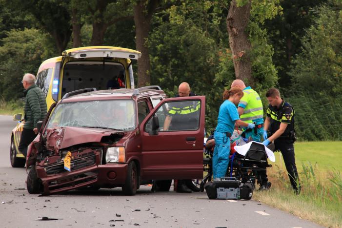 Gewonde en forse schade bij ongeval
