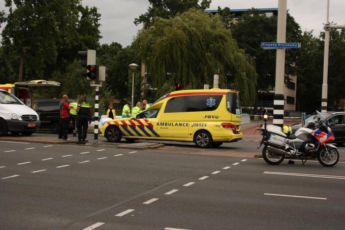 Aanrijding tussen bakfiets en auto