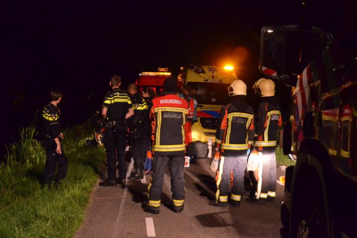 Gestolen auto in Aarkanaal aangetroffen