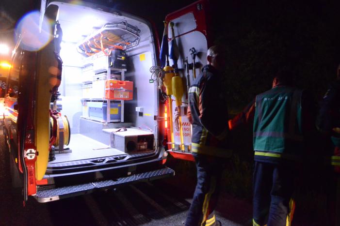 Gestolen auto in Aarkanaal aangetroffen