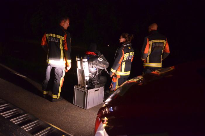 Gestolen auto in Aarkanaal aangetroffen