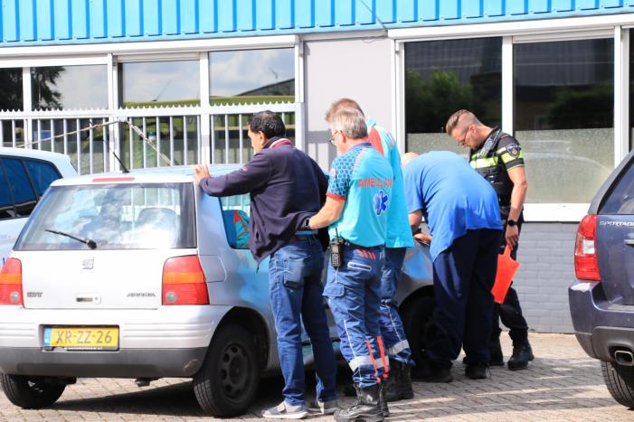 Aanrijding tussen twee auto's