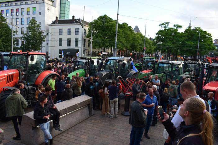 Veel boeren op het buitenhof tegen voerwet
