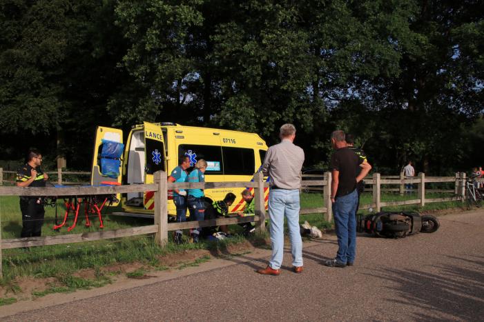 #Lunteren Traumahelikopter ingezet bij ernstig ongeval Meulunterse Engweg Lunteren.